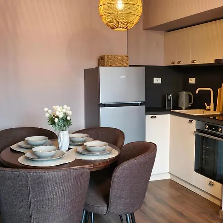 Cozy Stylish 2-bedroom Near Road, 5min To Gondola & Bars Bansko