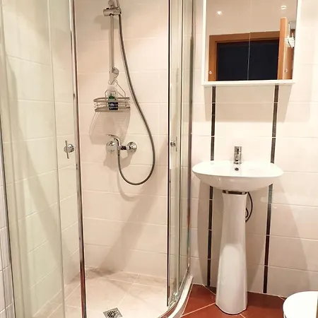 Cozy Stylish 2-bedroom Near Road, 5min To Gondola & Bars Bansko